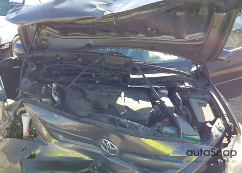 2011 Toyota Corolla S z USA, uszkodzony, nr VIN 2T1BU4EE0BC619246